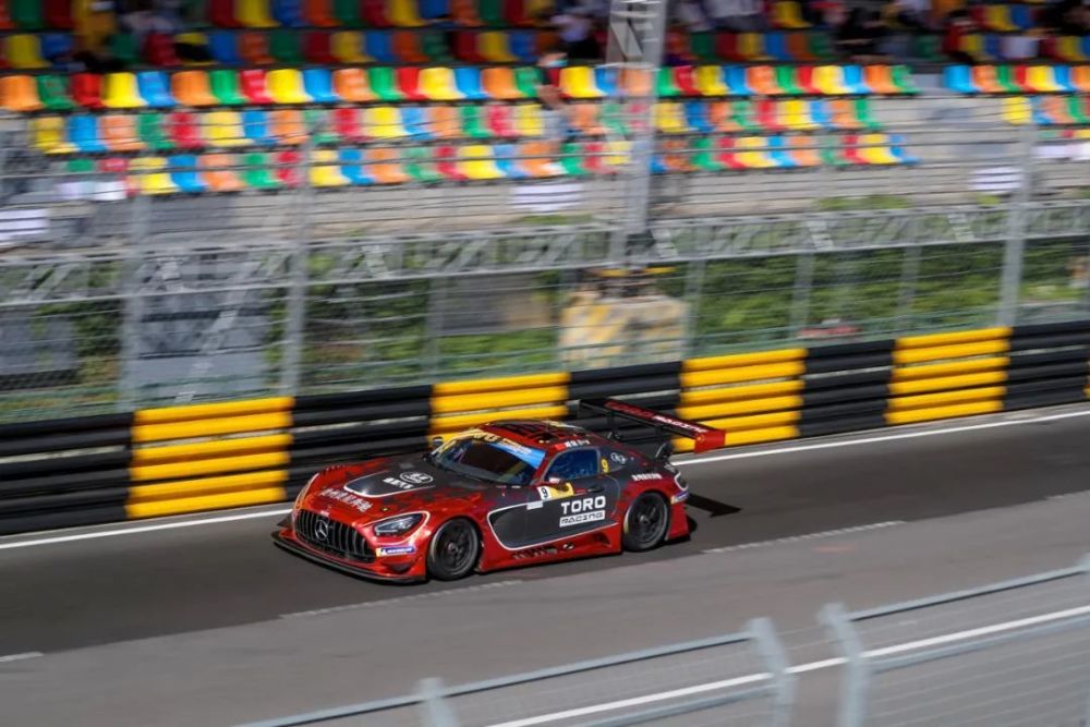 包含敏捷散步者斩获冠军，速度惊人的词条