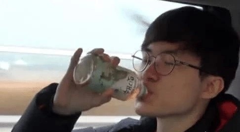  Faker在切尔西比赛中回归赛场，精彩发挥引发热议！